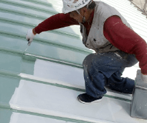 熟練の塗り職人